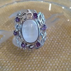 Himalayan Gems Silver Moonstone Ring